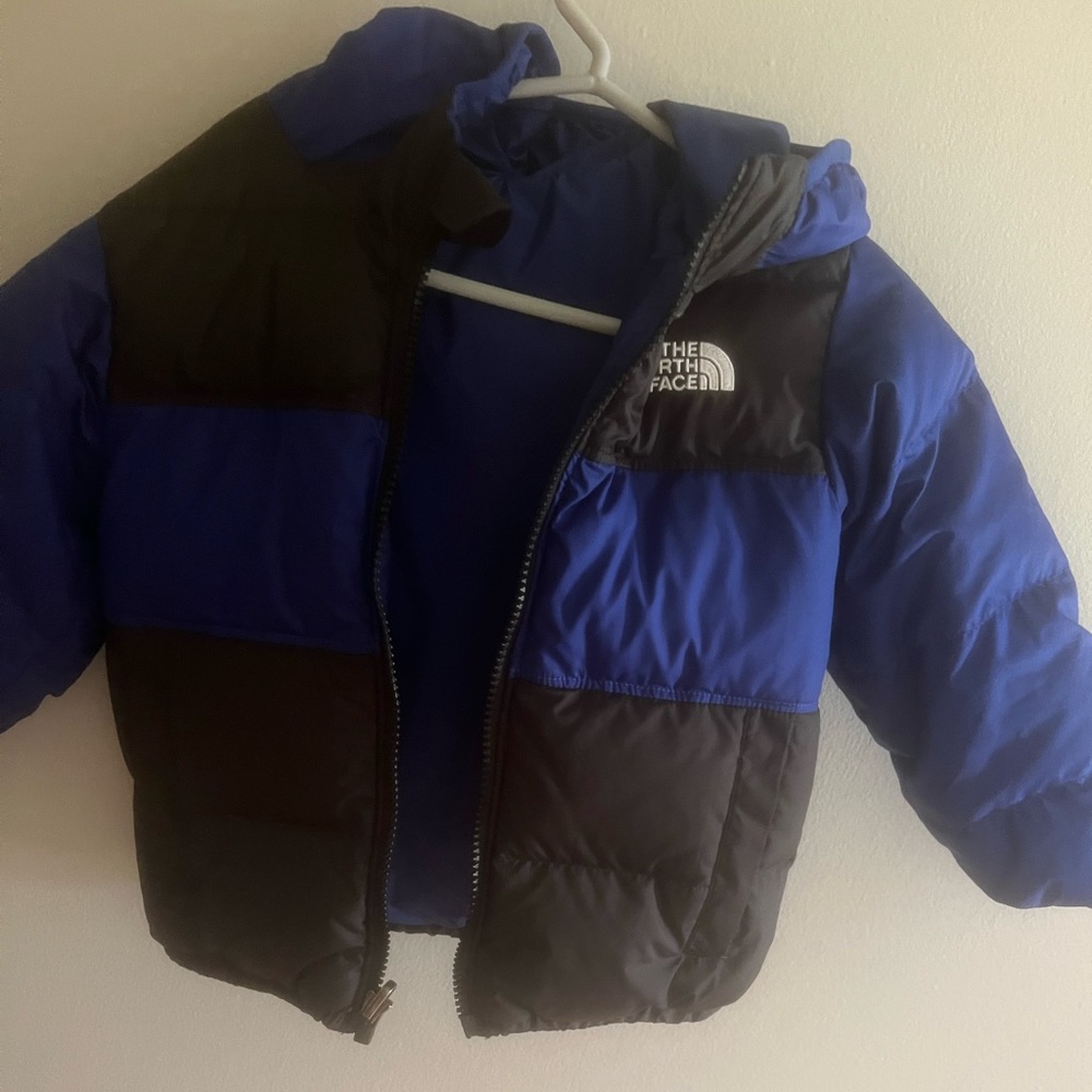 Reversible north face jacket size 3t